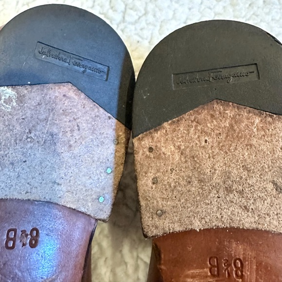 🛍️SOLD🛍️ Salvatore Ferragamo Gancini-Bit Leather Loafers - Ladies size 8.5 B - Picture 7 of 12